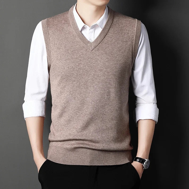Men's Solid Color Sweater Vest Casual Fashion Warm Top for All Seasons Comfortable Breathable Layering Essential