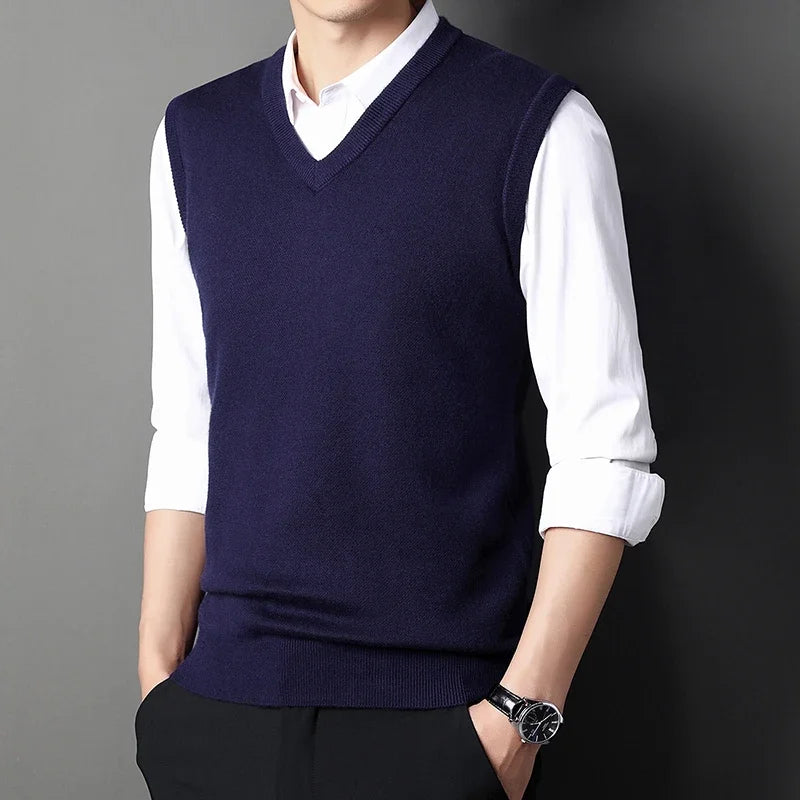 Men's Solid Color Sweater Vest Casual Fashion Warm Top for All Seasons Comfortable Breathable Layering Essential